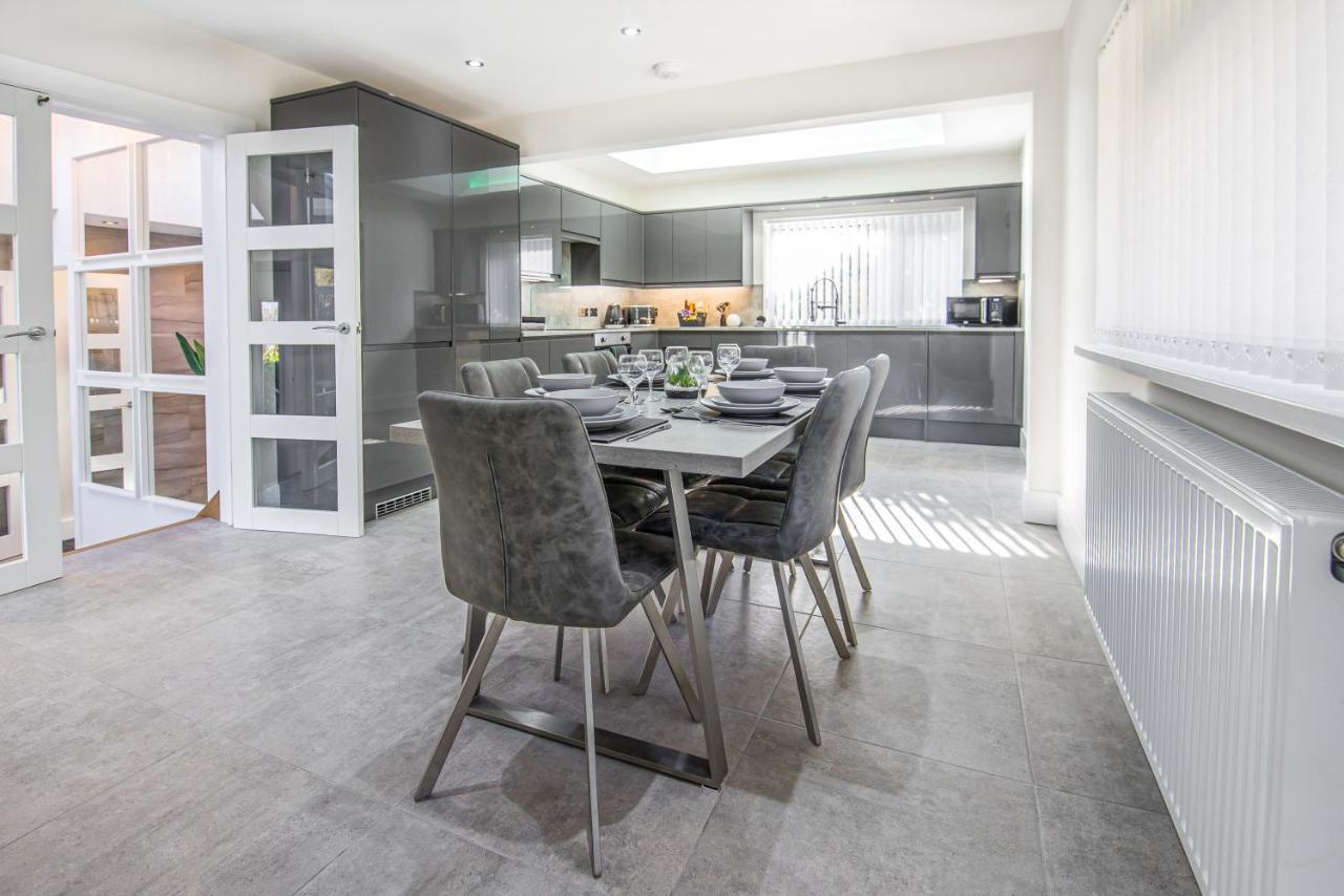 Oystermouth Luxury Property With Hot Tub And Sea Views מראה חיצוני תמונה