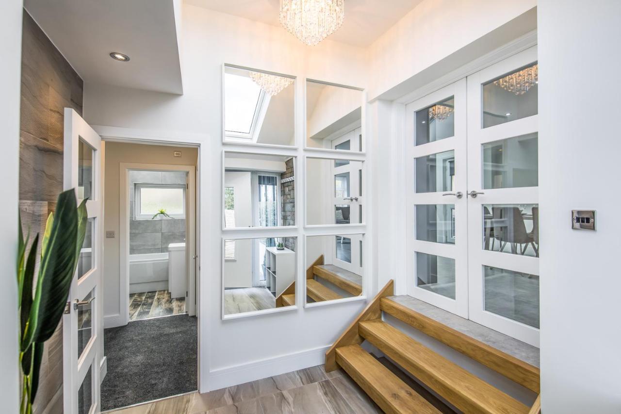 Oystermouth Luxury Property With Hot Tub And Sea Views מראה חיצוני תמונה