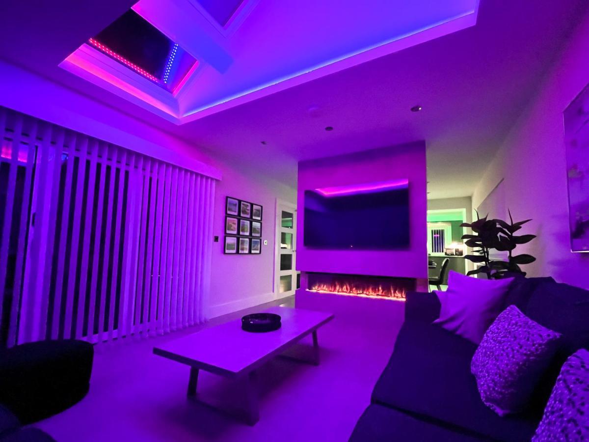 Oystermouth Luxury Property With Hot Tub And Sea Views מראה חיצוני תמונה
